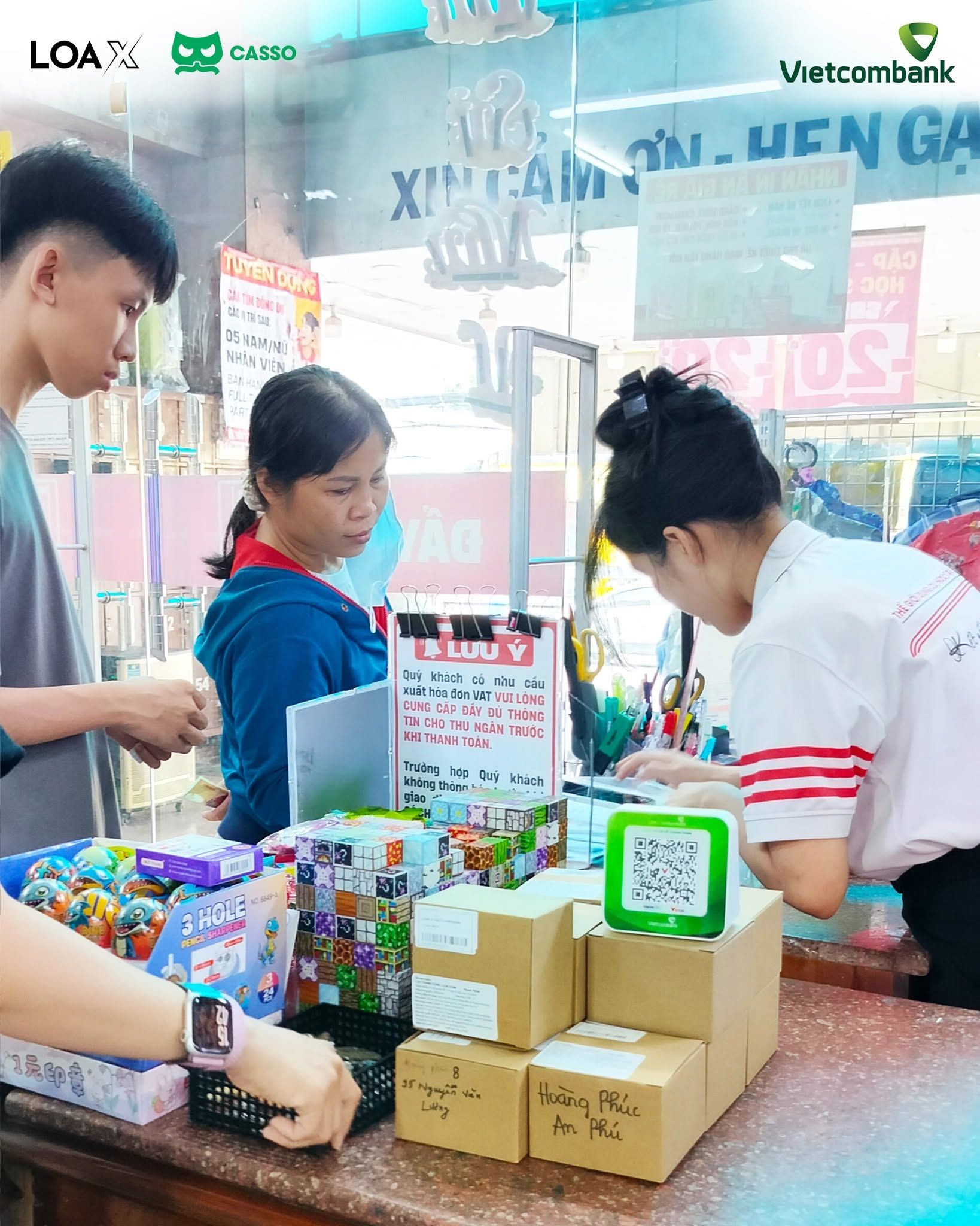 Hướng dẫn nhân viên Nhà sách Hoàng Phúc sử dụng và vận hành Loa X