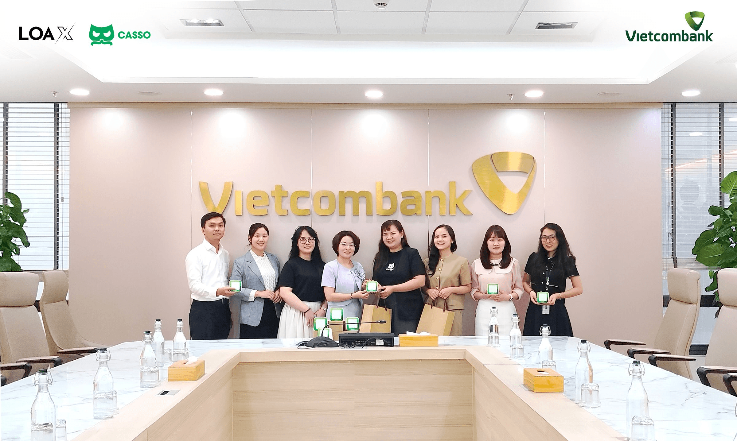 Thông tin hợp tác chính thức với ngân hàng là một căn cứ để kiểm tra loa chính hãng, như hợp tác giữa Casso và Vietcomba